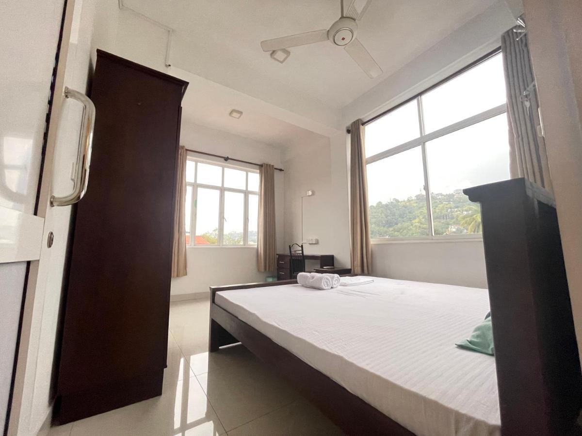 Smile Hub Kandy -Youth Hostel- ภายนอก รูปภาพ