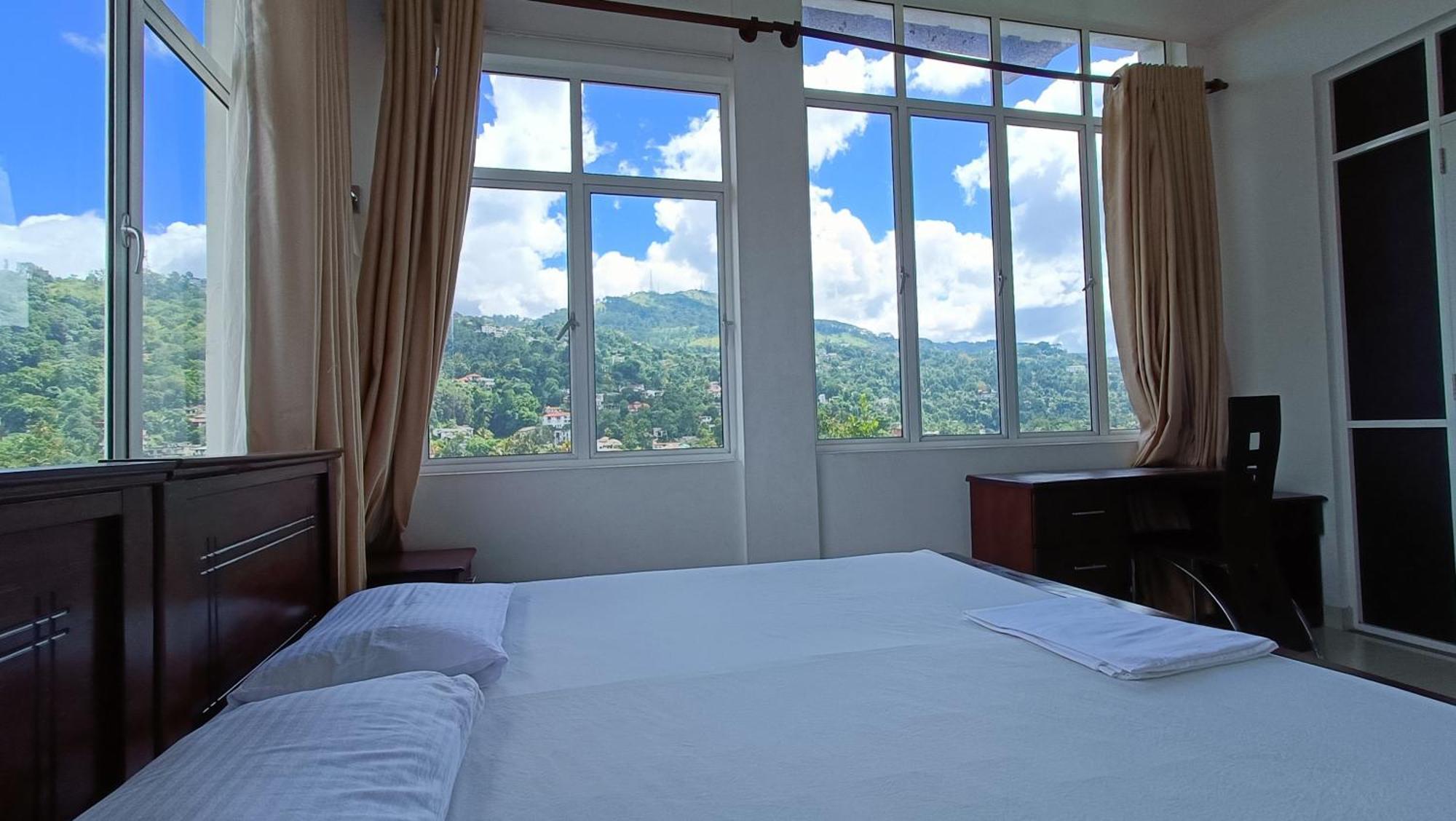 Smile Hub Kandy -Youth Hostel- ภายนอก รูปภาพ
