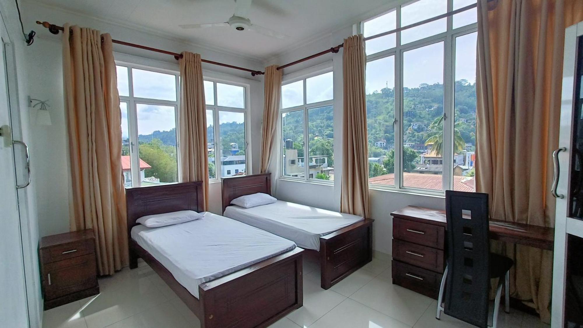 Smile Hub Kandy -Youth Hostel- ภายนอก รูปภาพ