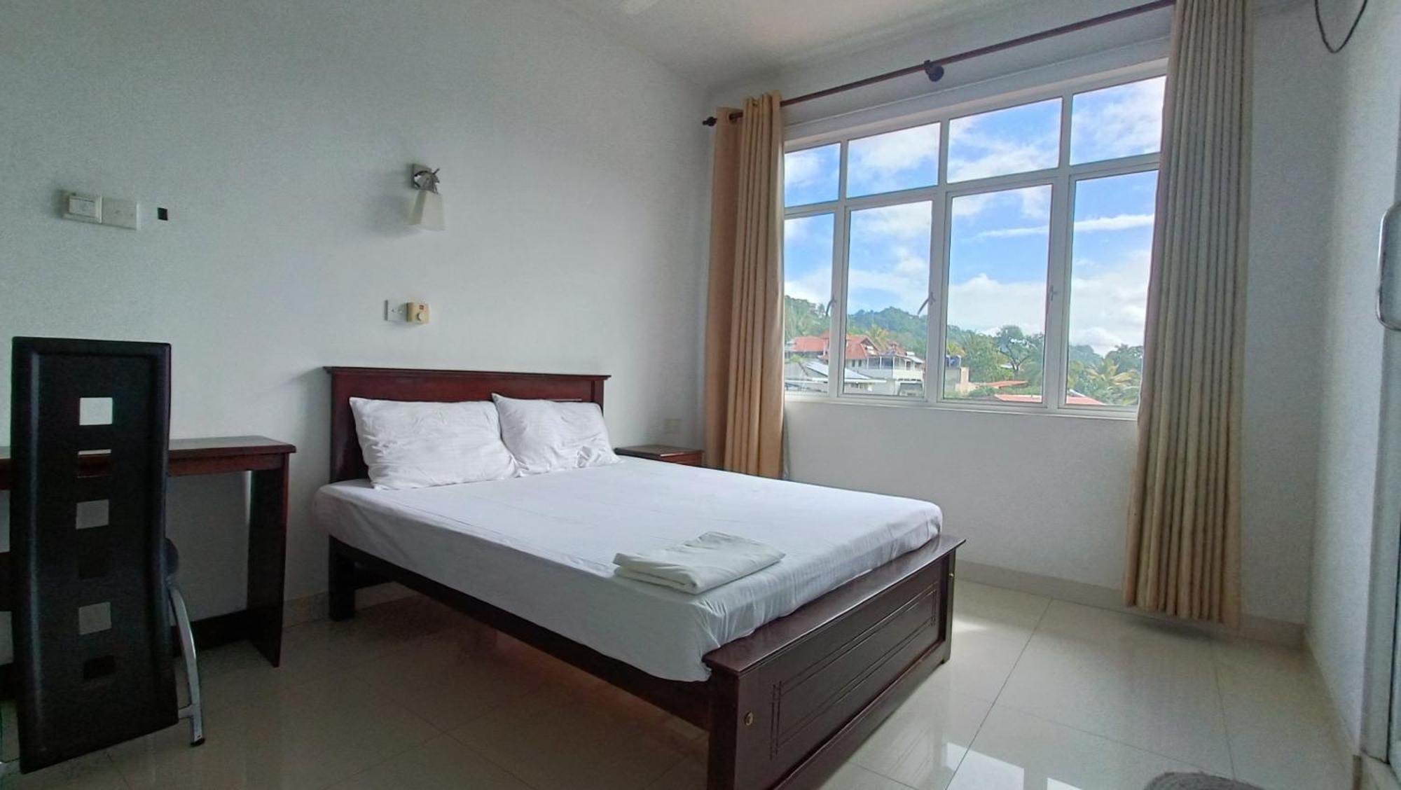 Smile Hub Kandy -Youth Hostel- ภายนอก รูปภาพ