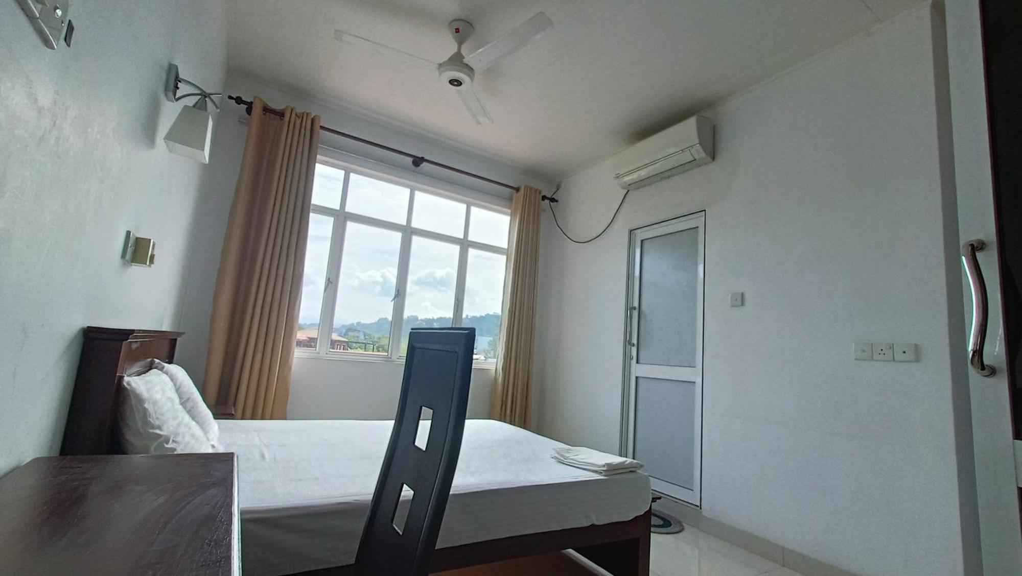 Smile Hub Kandy -Youth Hostel- ห้อง รูปภาพ